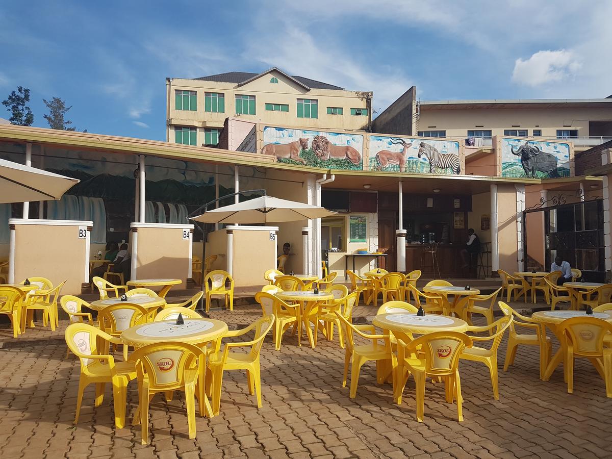 Peace & Grace Motel Кигали Экстерьер фото